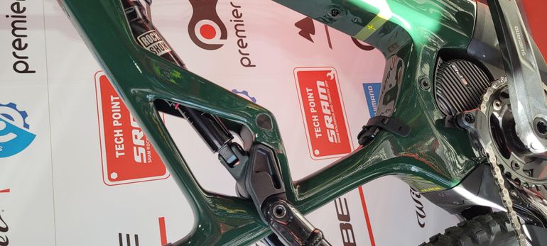 Used Wilier KARGA RACE ZEB 2024 Mountainbike, Green — image 5 of 12