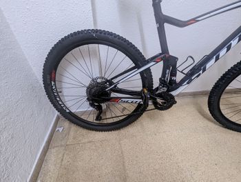Used Scott Spark 950 2017 2017 Mountainbike, Black, 29 — image 7 of 11