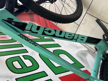Bianchi Nitron 9.4 XT/Deore 1x12 2023 2023 Mountainbike usato, Verde — immagine 6 di 9