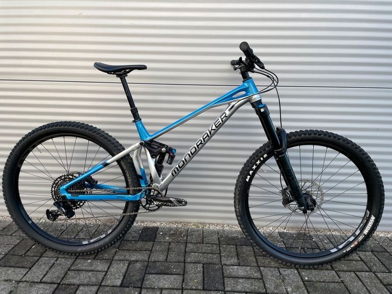 Used Mondraker SUPERFOXY 2023 2023 Mountainbike, Blue, 29 — image 1 of 6