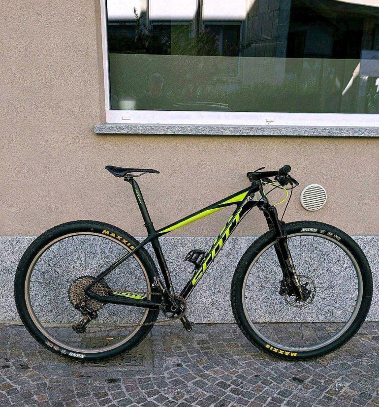 Used Scott Scale 980 2018 2018 Mountainbike, Nero — image 1 of 16