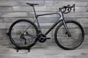 Giant - Defy Advanced 1 2023, 2023