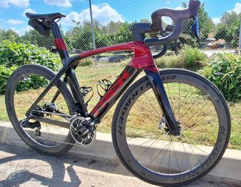 Trek - Madone SLR 9 AXS Gen 6 2021, 2021