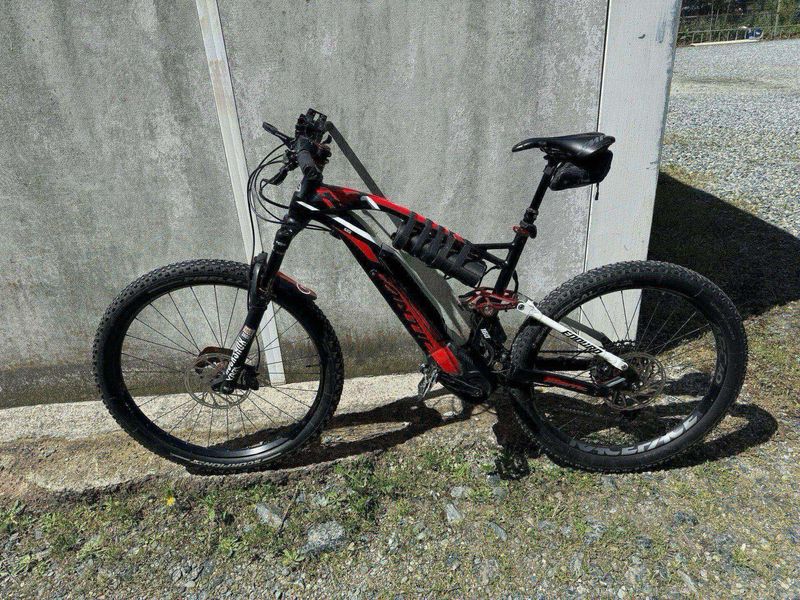 Used Fantic XF2 Integra 2022 2022 Mountainbike, Red, 27.5 — image 2 of 13
