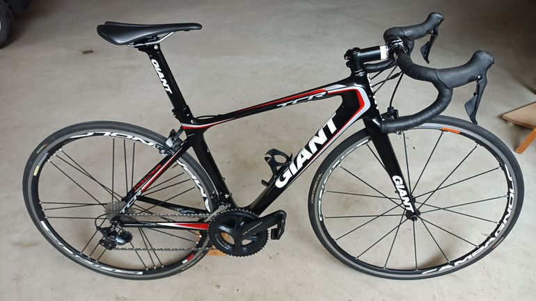 Used Giant Advanced 2015 Road & Gravel, Black — image 6 of 6