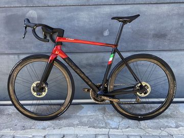 Gebrauchtes Colnago C68 Disc + Ultegra Di2 + Fulcrum Wind 420 2024 Road & Gravel, Rot — Bild 5 von 20