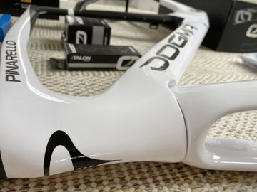 Used Pinarello Dogma F Disc + Ultegra Di2 + Roval CLX II 2024 Road & Gravel, White — image 2 of 19