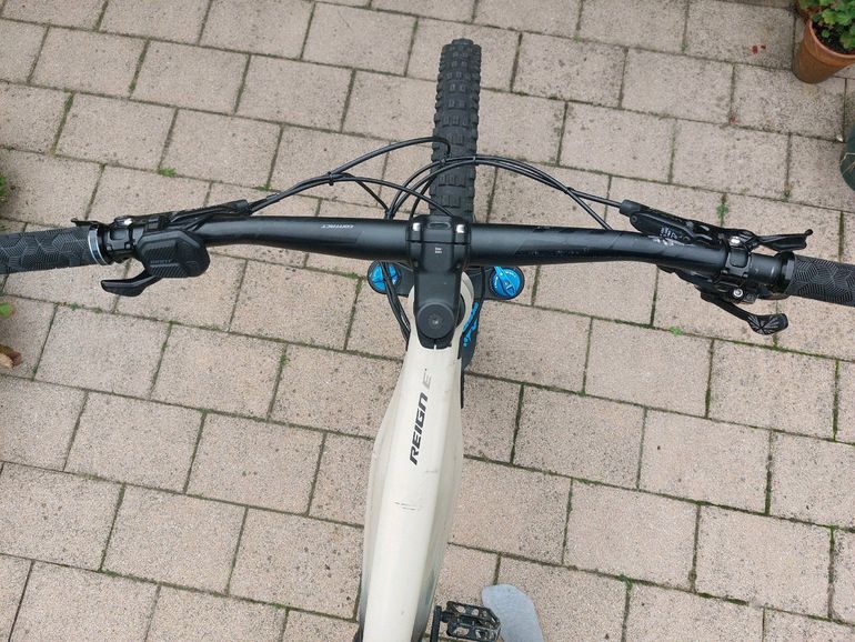 Used Giant Reign E+ 2 Pro 2020 2020 Mountainbike — image 2 of 19