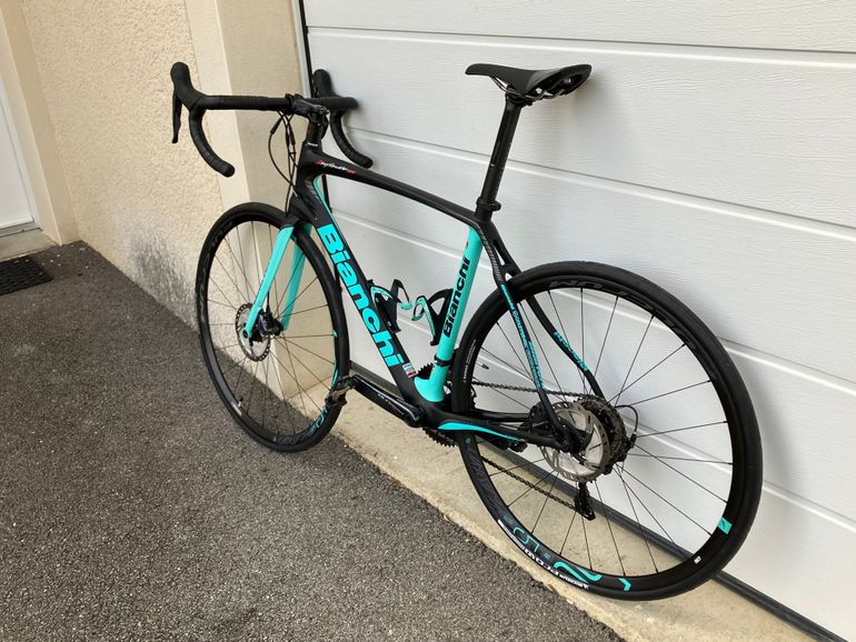 Used Bianchi Infinito CV Disc Ultegra 2018 2018 Road & Gravel, Blue — image 5 of 7