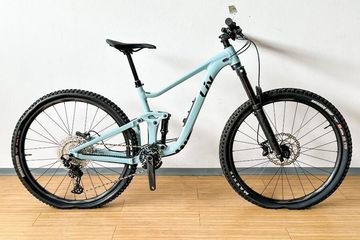 Käytetty Liv Intrigue LT 1 2023 2023 Mountainbike — kuva 1 / 12