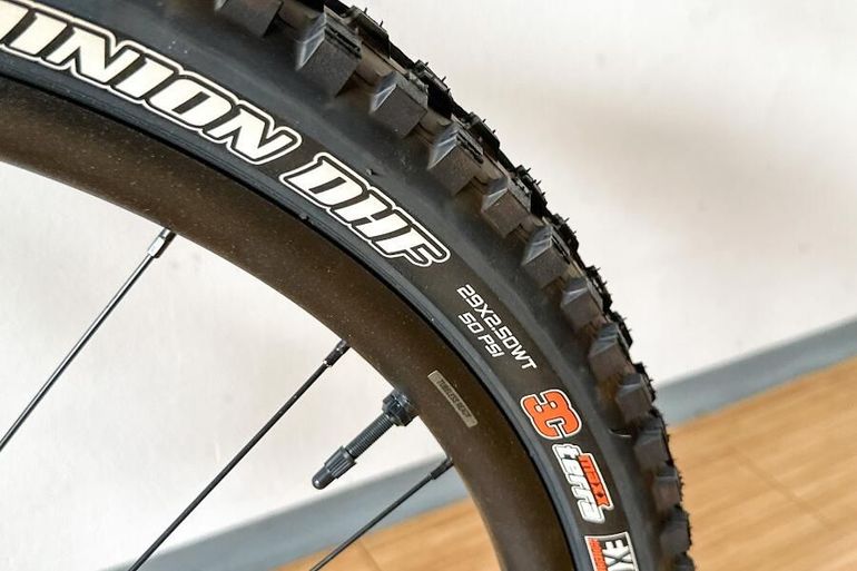 Używany Liv Intrigue LT 1 2023 2023 Mountainbike — zdjęcie 6 z 12
