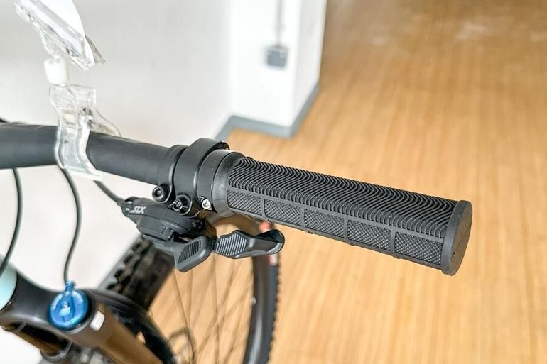 Używany Liv Intrigue LT 1 2023 2023 Mountainbike — zdjęcie 3 z 12