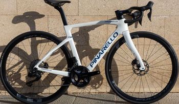 Pinarello - F5 105 Di2, 2024