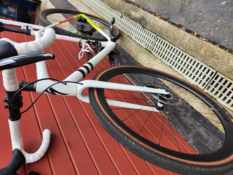 Used Specialized Crux Pro 2024 2024 Road & Gravel, Weiß — image 6 of 8
