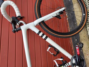 Used Specialized Crux Pro 2024 2024 Road & Gravel, Weiß — image 8 of 8