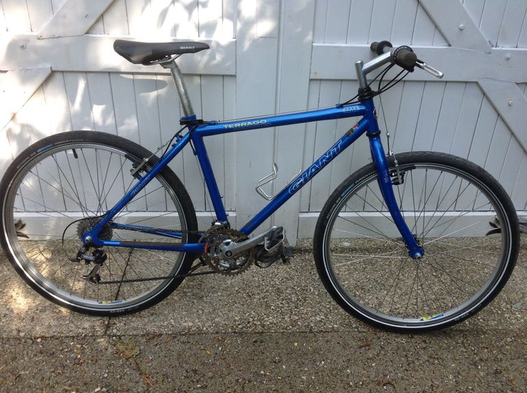 Used Giant Vintage MTB 2000 Mountainbike, Blue — image 1 of 3