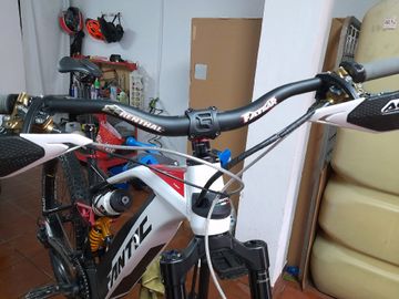 Brugt Fantic XEF 1.9 Factory 2022 2022 Mountainbike — billede 5 af 6