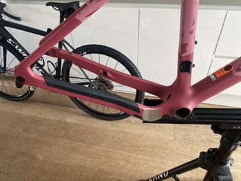 Used Canyon Grizl CF SL Frameset 2022 Road & Gravel, Morado — image 2 of 5