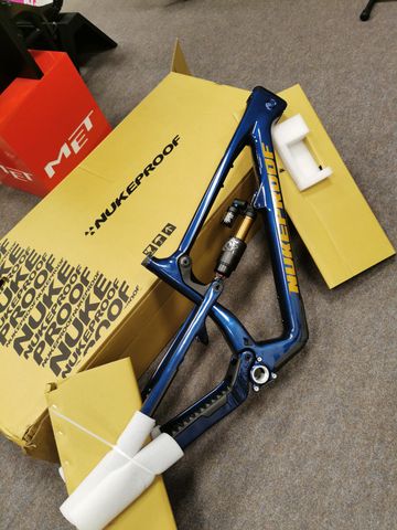 Used Nukeproof Mega 290 Carbon Frame Only 2022 Frameset 2022 Mountainbike, Blue, 29 — image 3 of 3