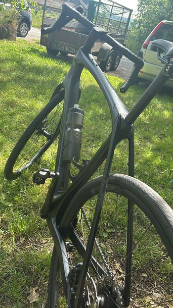 Used Trek Domane SL 6 Gen 4 2024 2024 Road & Gravel, Black — image 7 of 7