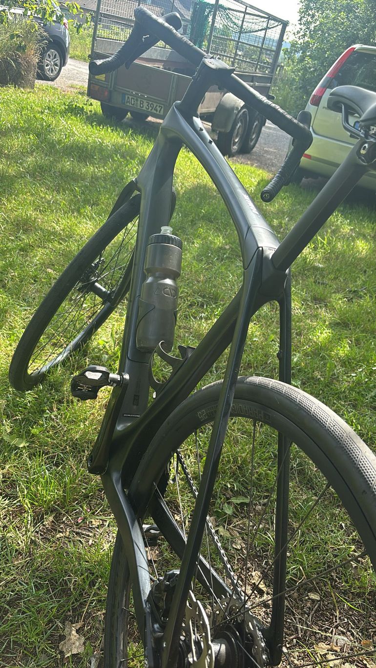 Used Trek Domane SL 6 Gen 4 2024 2024 Road & Gravel, Black — image 7 of 7