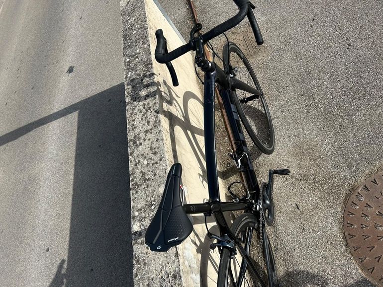 Brugt Fuji Grand Fondo 1.1 2014 Frameset 2014 Road & Gravel — billede 11 af 28