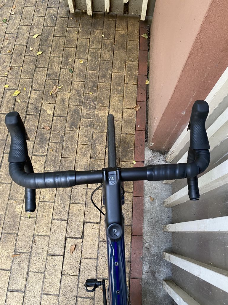 Used Canyon Endurace CF 7 All-Road 2022 Road & Gravel, Blue — image 7 of 7