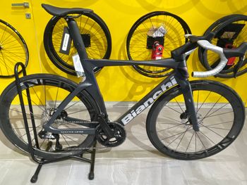 Bianchi - Oltre RC Durace Di2 2023, 2023