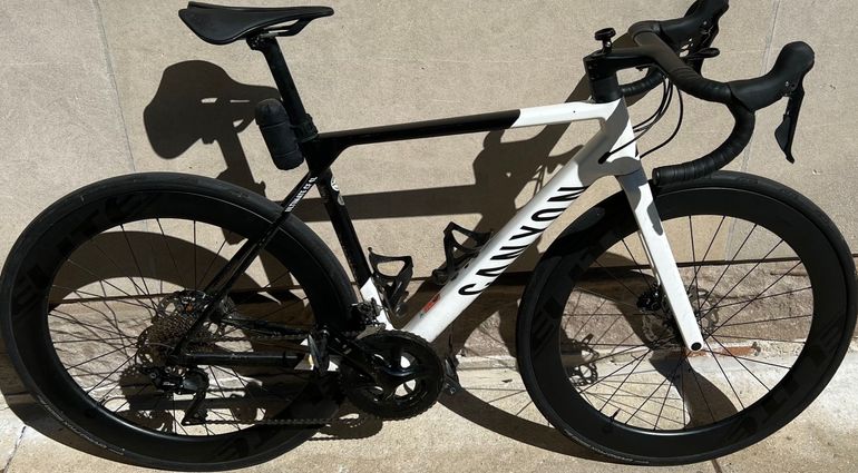 Used Canyon Ultimate CF SL 7 2024 2024 Road & Gravel, Black — image 1 of 10