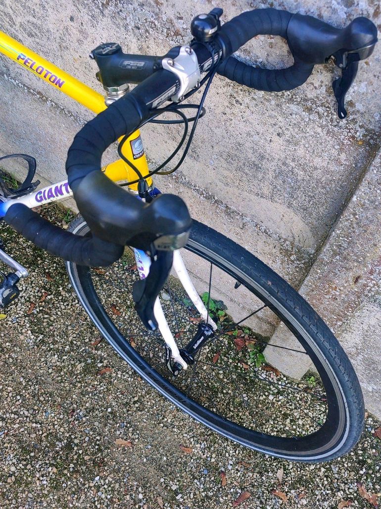 Used Giant Peloton 1990 Road & Gravel, White — image 7 of 15