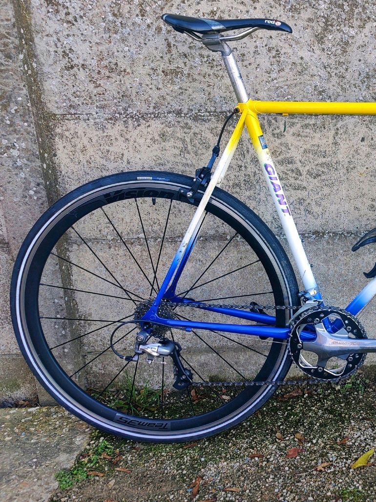 Used Giant Peloton 1990 Road & Gravel, White — image 2 of 15