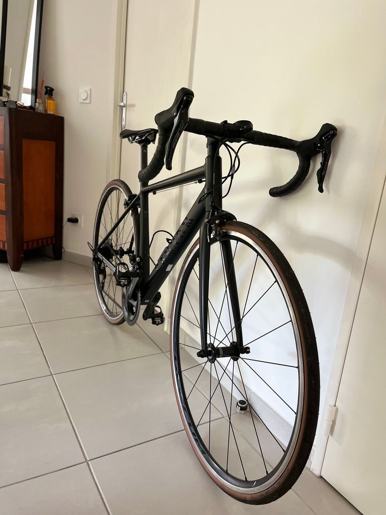 Used Canyon Endurace 7 RB 2022 2022 Road & Gravel, Nero — image 9 of 9