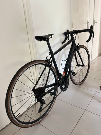 Used Canyon Endurace 7 RB 2022 2022 Road & Gravel, Nero — image 8 of 9