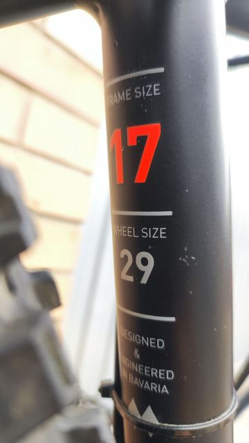 Used CUBE RACE ONE 2019 2019 Mountainbike, Black — image 15 of 17