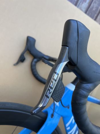 Used Canyon Aeroad CF SLX Disc 9.0 2020 Road & Gravel, Blue — image 5 of 6