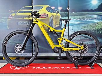 Used Flyer Uproc 6 6.50 Carbon 2022 Mountainbike, shop.filter.color.ffff00 — image 3 of 14