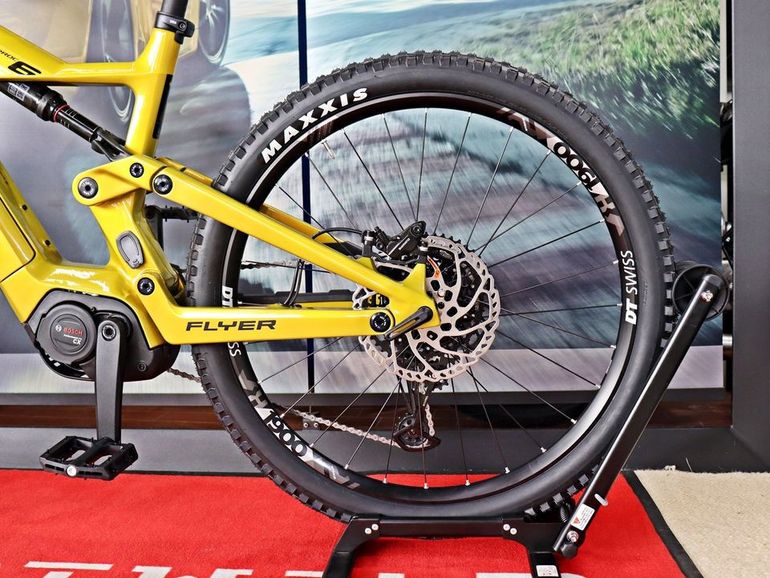 Used Flyer Uproc 6 6.50 Carbon 2022 Mountainbike, shop.filter.color.ffff00 — image 10 of 14