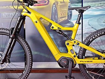 Used Flyer Uproc 6 6.50 Carbon 2022 Mountainbike, shop.filter.color.ffff00 — image 12 of 14