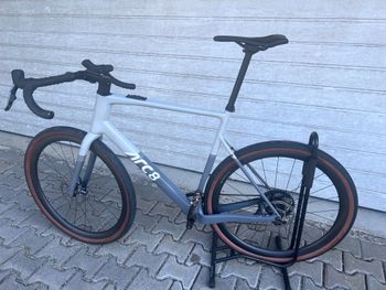 Used ARC 8 Ero Gravel 2022 Road & Gravel, Light Gray — image 2 of 6
