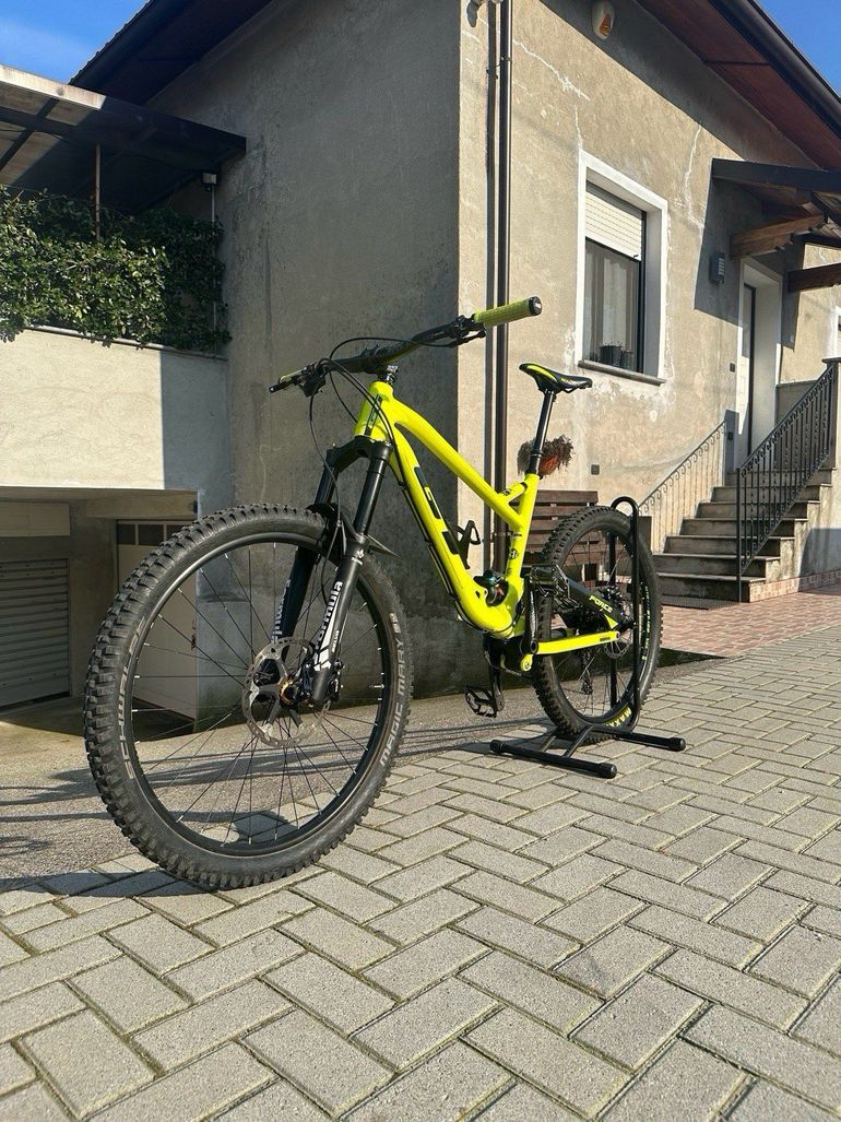 Used GT Force Expert 2017 2017 Mountainbike, Orange, 27.5 — image 2 of 25