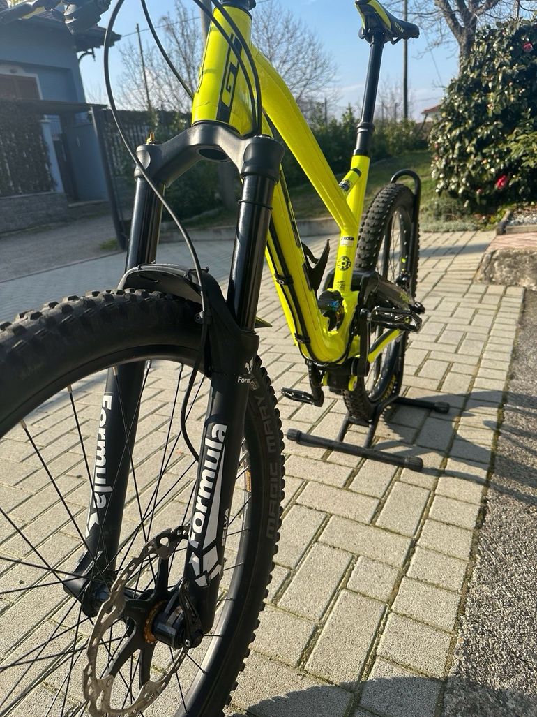 Used GT Force Expert 2017 2017 Mountainbike, Orange, 27.5 — image 12 of 25