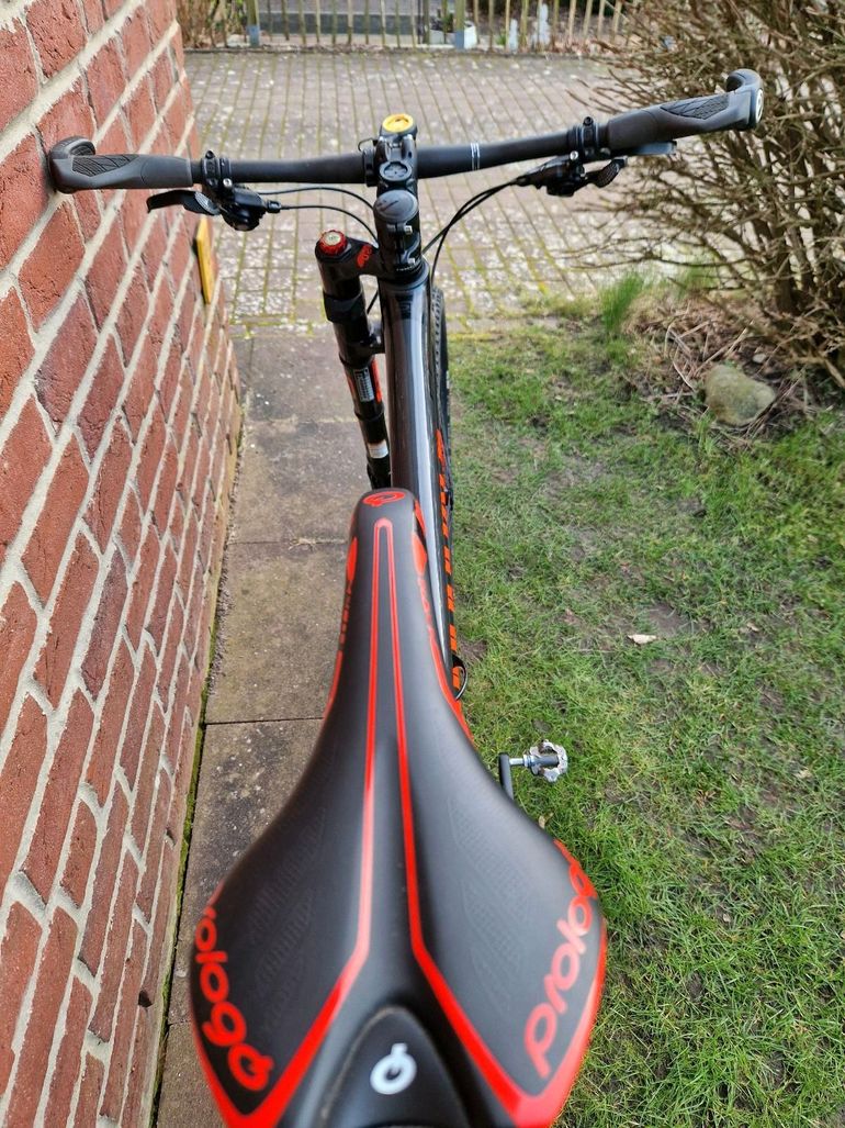 Used Cannondale F-Si Carbon 3 2018 2018 Mountainbike — image 2 of 13
