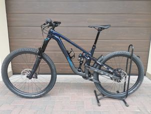 Trek - Slash 8 Gen 6 2024, 2024