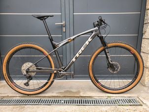 Trek - 9.9, 2022