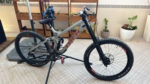 Trek - Session 9.9 DH 27.5 Race Shop Limited 2018, 2018