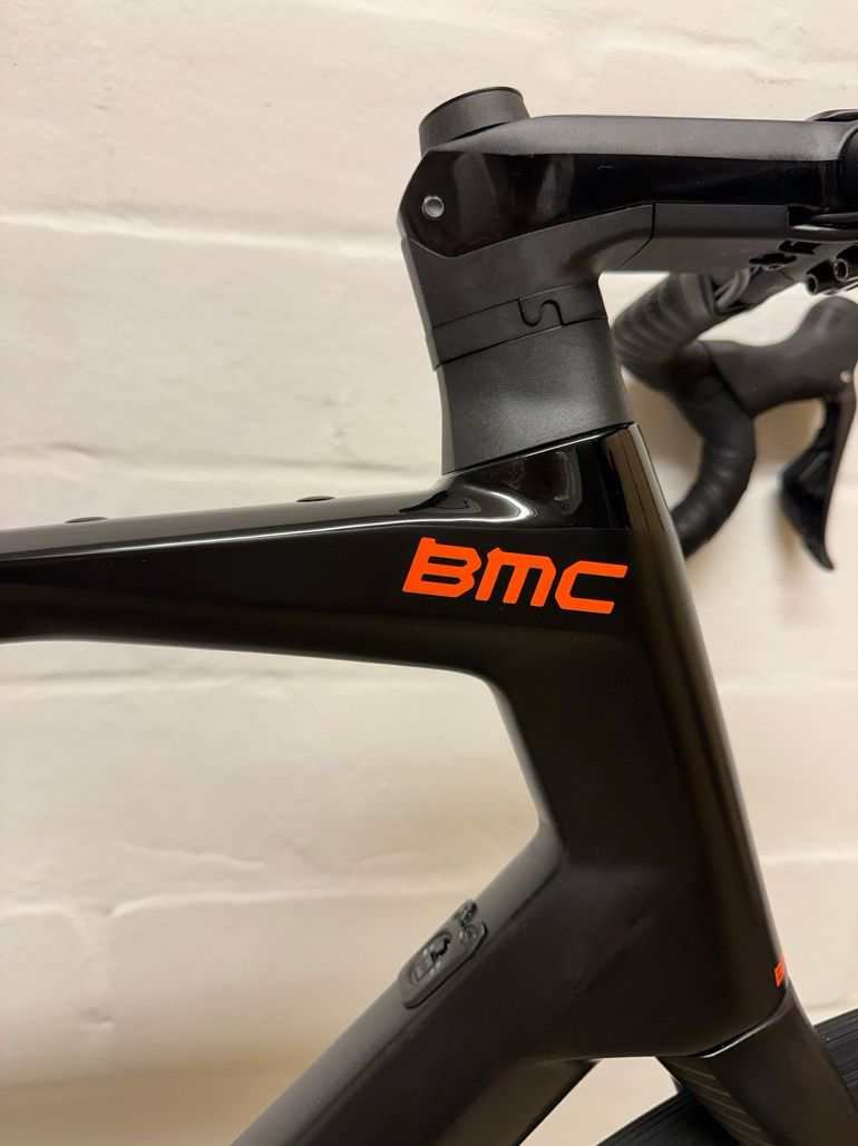 BMC Roadmachine 01 FOUR used in 56 cm buycycle USA