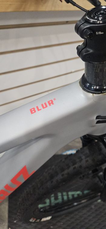 Used Santa Cruz Blur 4 C S-Kit 2024 Mountainbike — image 6 of 7
