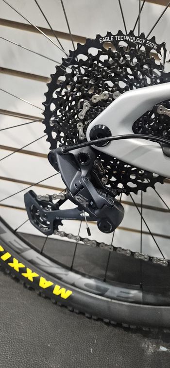 Used Santa Cruz Blur 4 C S-Kit 2024 Mountainbike — image 3 of 7