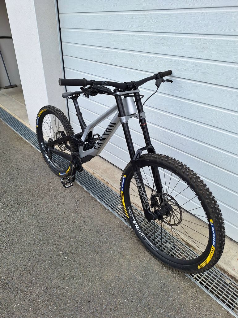Brugt Canyon Sender CFR Mullet Underdog 2022 2022 Mountainbike — billede 2 af 4