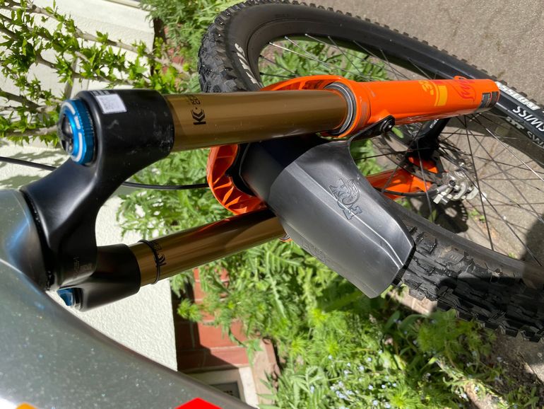 Used Pivot FIREBIRD Pro XT/XTR 2023 2023 Mountainbike, Light Gray, 29 — image 15 of 64